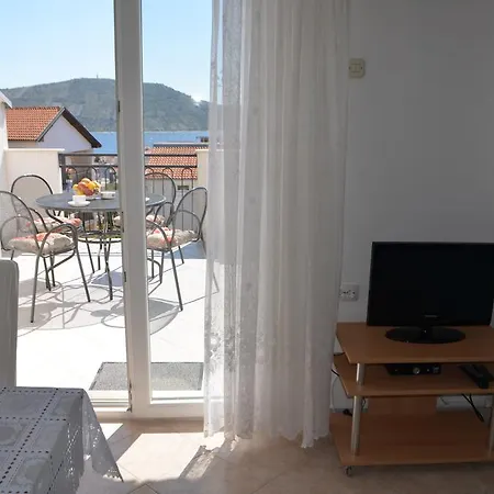 Apartmani Gracin Zorka Primosten Exterior photo