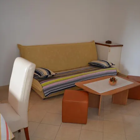 Apartmani Gracin Zorka Primosten Exterior photo