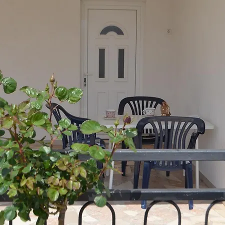 Apartmani Gracin Zorka Primosten Exterior photo