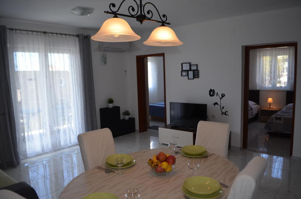 Apartment Apartmani Gracin Zorka